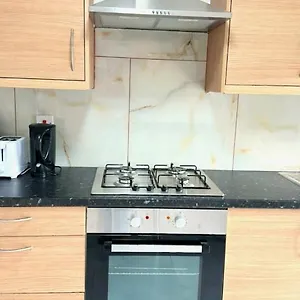 7 Venus Road 1 Guest house